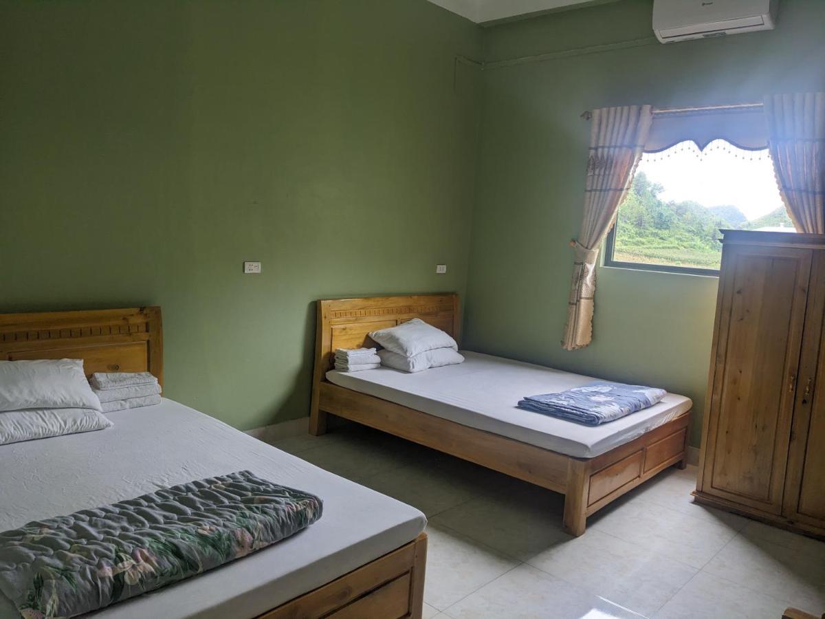 ホテル Nha Nghi Ngoc Lam Quan Ba 部屋 写真